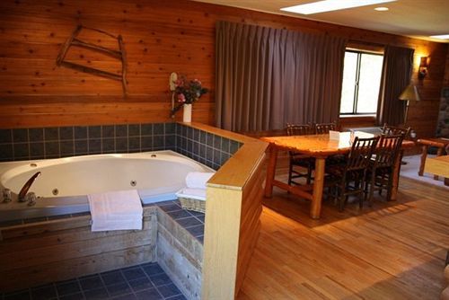 弯曲湖小屋酒店 Siren 外观 照片